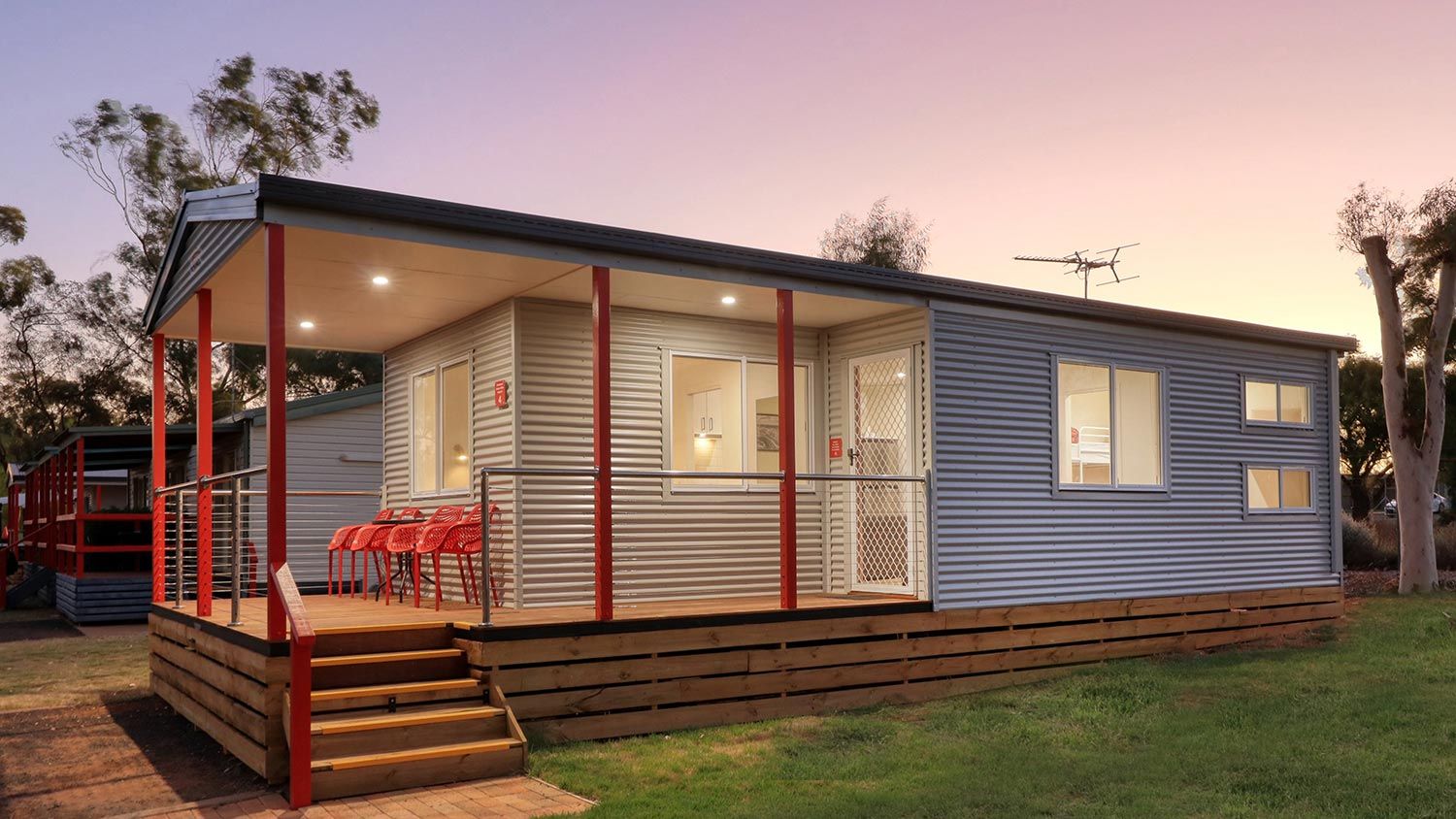 Cobar Caravan Park Two Bedroom Deluxe Cabin