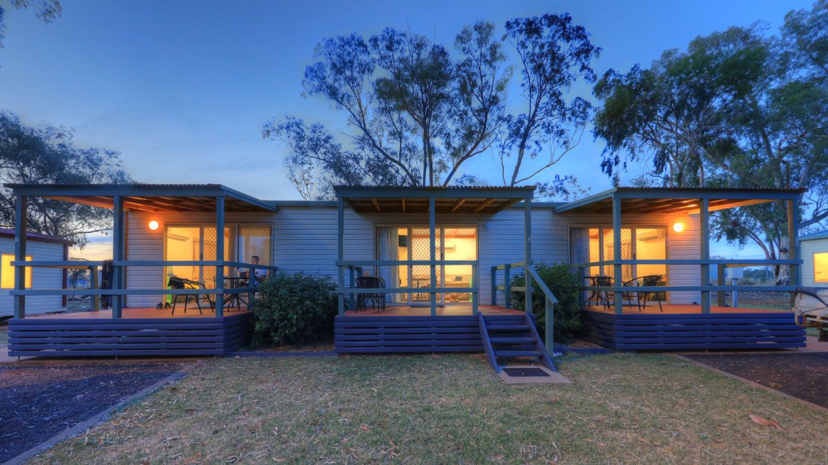 Cobar Caravan Park Studio Cabin